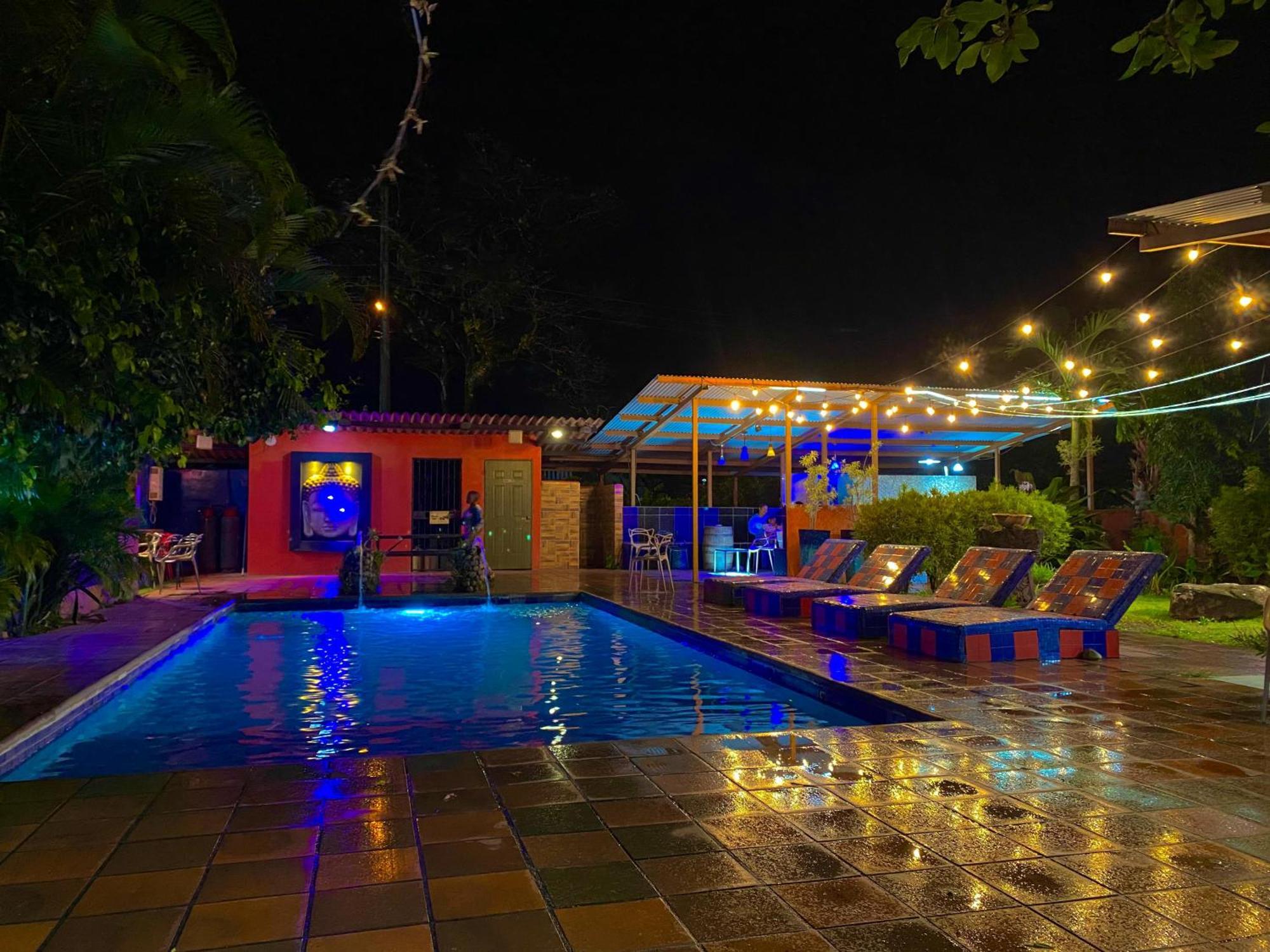 El Valle de Anton Windmill Hostal מראה חיצוני תמונה